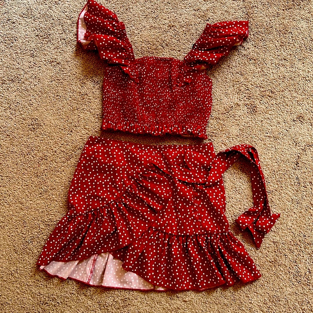 Wrap skirt with ruffle top size small